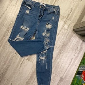 Kan Can skinny high rise ripped jeans. Size 29